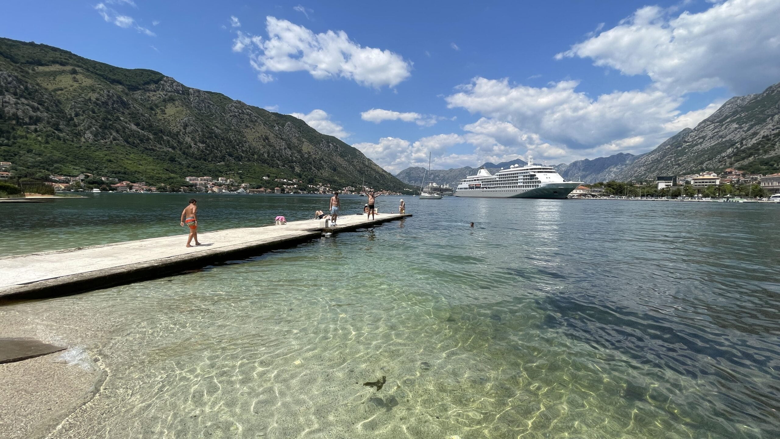 bahía de Kotor en Montenegro